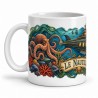 Mug Jules Verne - Le Nautilus et les profondeurs, façon carte postale, anse à gauche